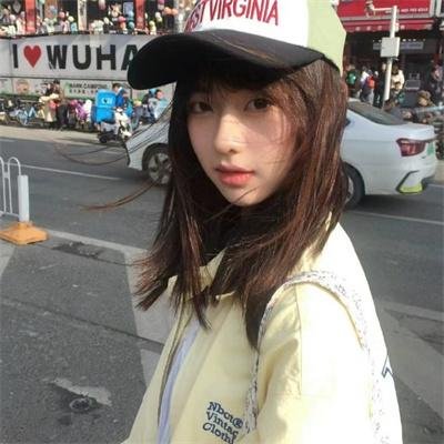 粉红火鹤的神秘凝视